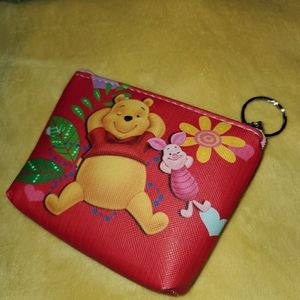 Winnie the Pooh coin purse w/Keychains